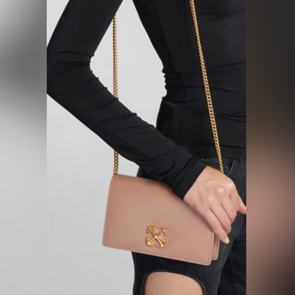 OFF-WHITE Jitney 0.5 Wallet on Chain in Leather